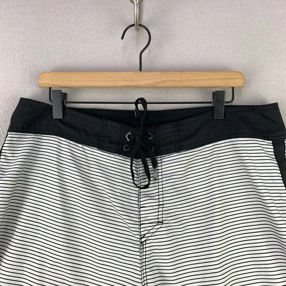 Quiksilver measurements waist